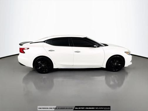 2018 Nissan Maxima 3.5 SR