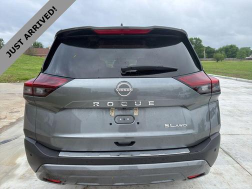 Gun Metallic 2023 Nissan Rogue SL