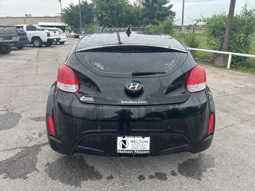 2015 Hyundai Veloster Base