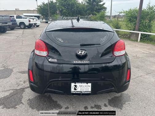 2015 Hyundai Veloster Base