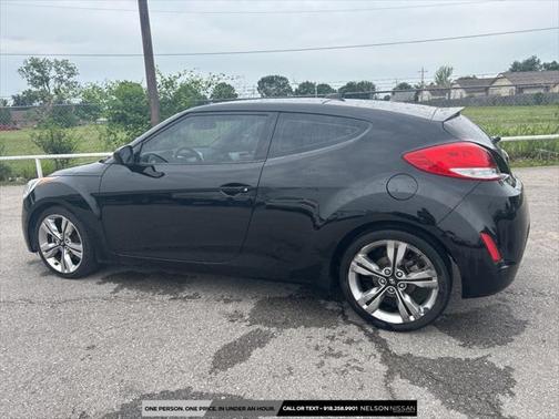 2015 Hyundai Veloster Base