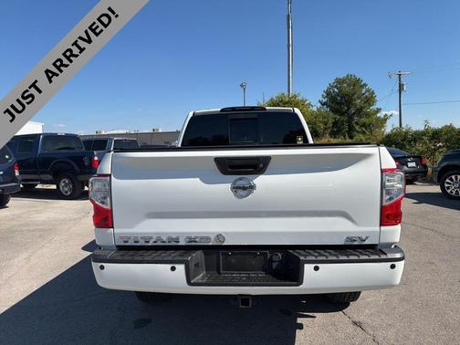 2017 Nissan Titan XD SV