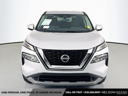 Brilliant Silver Metallic 2022 Nissan Rogue SV
