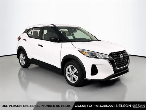 2025 Nissan Kicks S