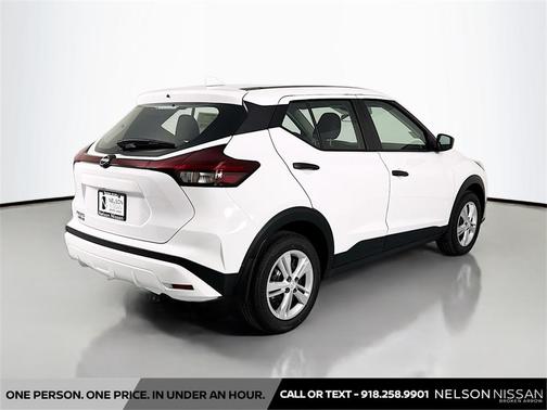 2025 Nissan Kicks S