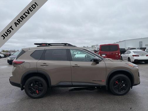 2025 Nissan Rogue Rock Creek