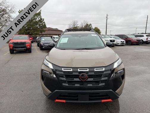 2025 Nissan Rogue Rock Creek