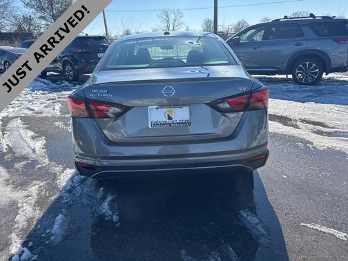 2022 Nissan Altima 2.5 SV