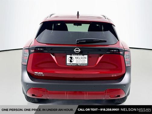 Scarlet Ember Tintcoat 2026 Nissan Kicks SR