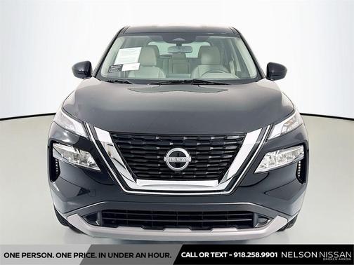 Super Black 2023 Nissan Rogue SV