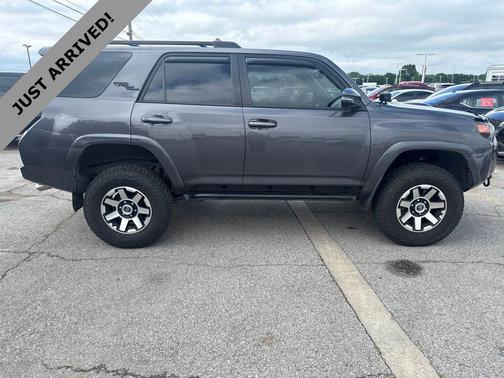 Magnetic Gray Metallic 2021 Toyota 4Runner TRD Off Road Premium