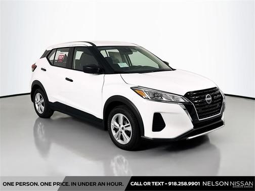 2025 Nissan Kicks S