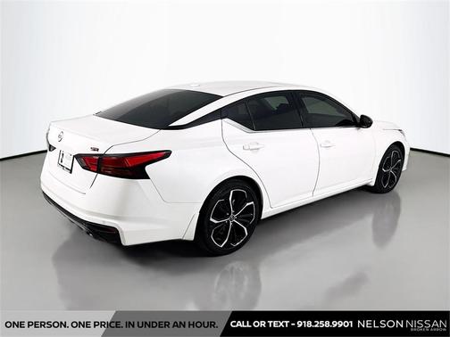 2024 Nissan Altima SR FWD