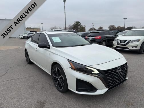 2024 Nissan Altima SR FWD