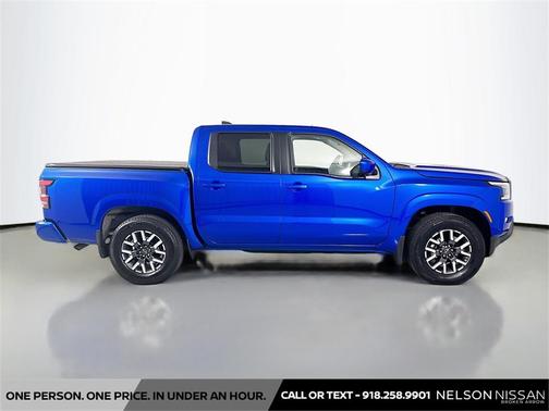 2024 Nissan Frontier SL