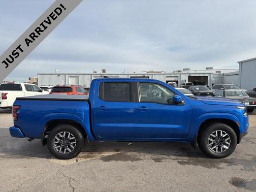2024 Nissan Frontier SL