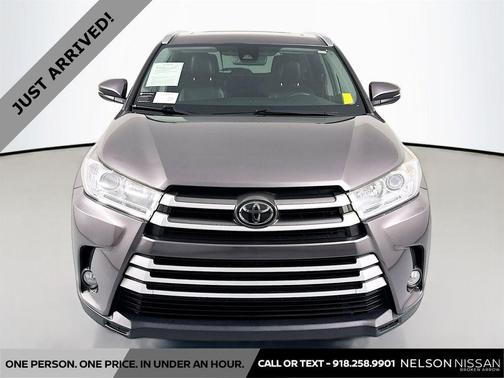 Predawn Gray Mica 2019 Toyota Highlander XLE