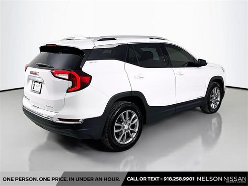 2022 GMC Terrain SLT