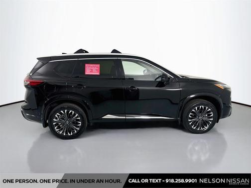 Super Black 2026 Nissan Rogue Platinum