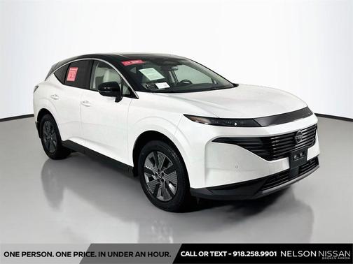 Everest White Pearl Tricoat/Super Black 2025 Nissan Murano SL