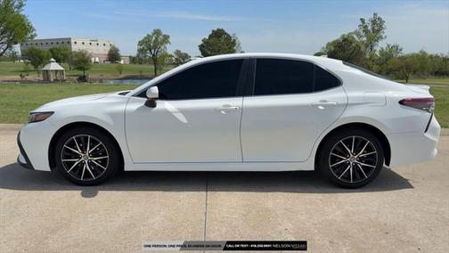 2021 Toyota Camry SE
