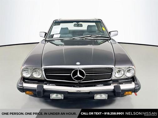 Medium Gray Metallic 1988 Mercedes-Benz S-Class 560 SL