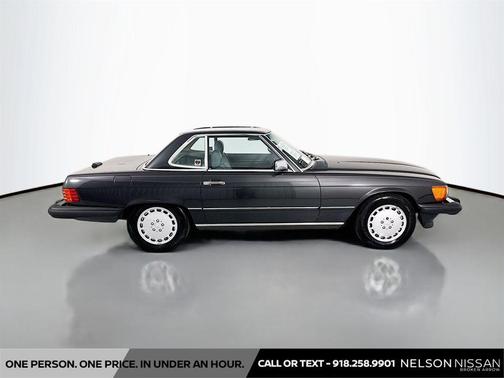 Medium Gray Metallic 1988 Mercedes-Benz S-Class 560 SL