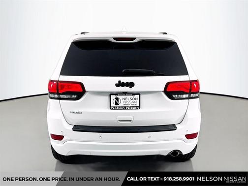 Bright White Clearcoat 2018 Jeep Grand Cherokee Altitude