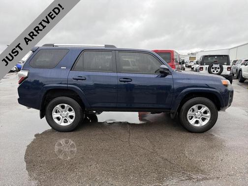 2024 Toyota 4Runner SR5