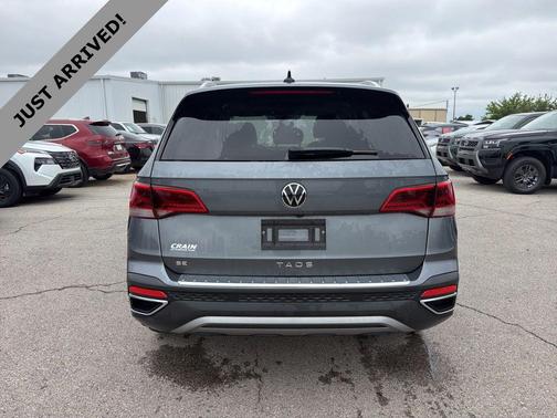 Gray 2023 Volkswagen Taos 1.5T SE