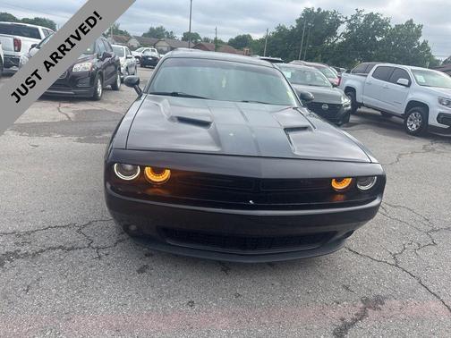 Pitch Black Clearcoat 2018 Dodge Challenger R/T