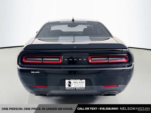 Pitch Black Clearcoat 2018 Dodge Challenger R/T