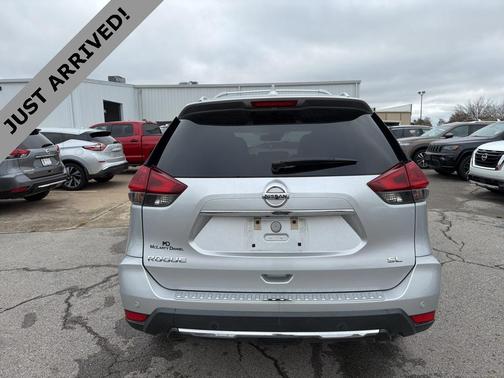 2020 Nissan Rogue SL