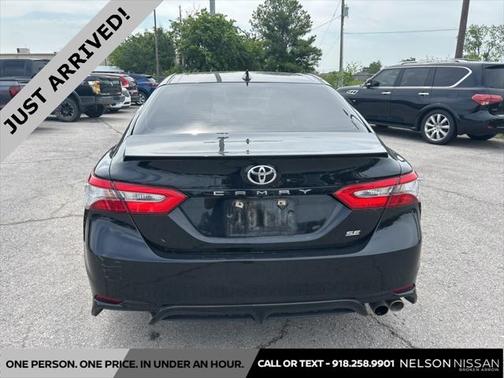 2019 Toyota Camry SE