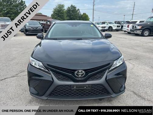 2019 Toyota Camry SE