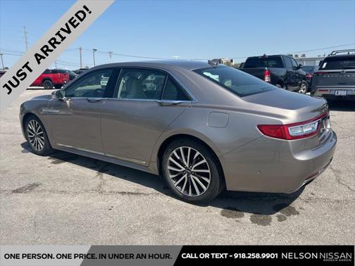 2018 Lincoln Continental Select