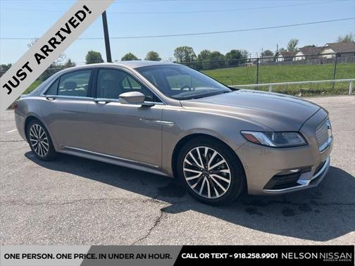 2018 Lincoln Continental Select