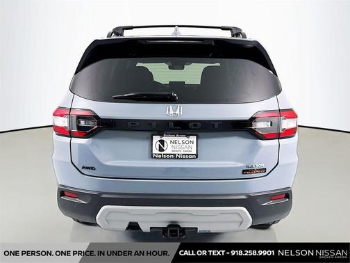 Obsidian Blue Pearl 2023 Honda Pilot AWD TrailSport