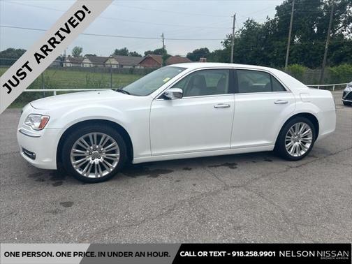 2011 Chrysler 300 Limited