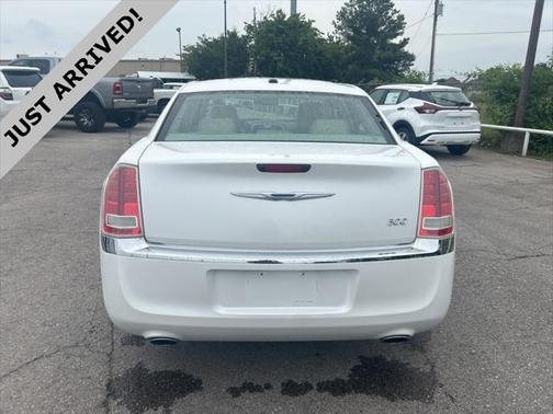 2011 Chrysler 300 Limited