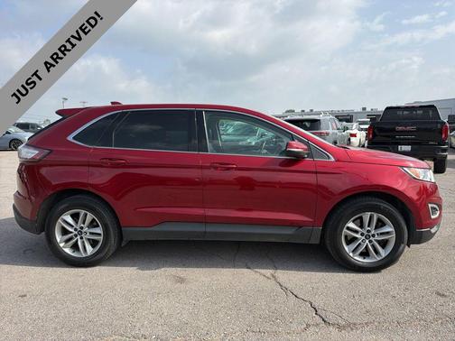 RUBY RED METALLIC TINTED CC 2018 Ford Edge SEL