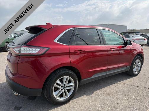 RUBY RED METALLIC TINTED CC 2018 Ford Edge SEL