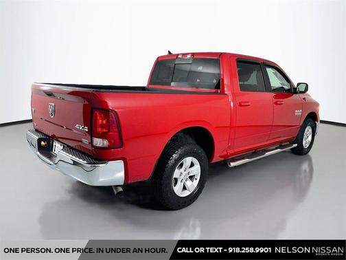 Flame Red Clearcoat 2019 RAM 1500 SLT