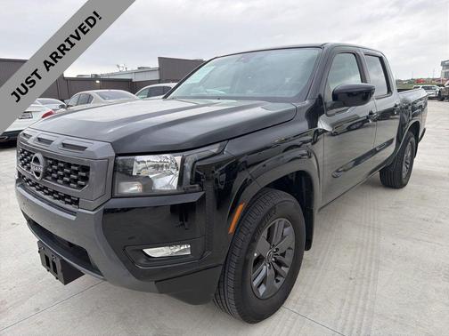 Super Black 2025 Nissan Frontier SV