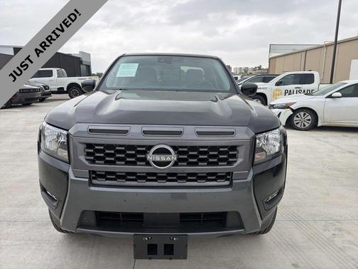 Super Black 2025 Nissan Frontier SV