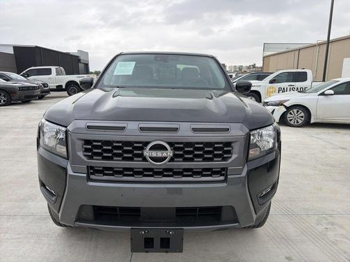 Super Black 2025 Nissan Frontier SV