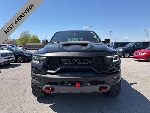 Diamond Black Crystal Pearlcoat 2023 RAM 1500 TRX