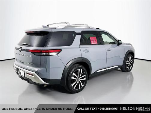 2024 Nissan Pathfinder Platinum 4WD