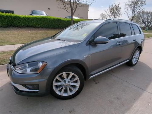 2017 Volkswagen Golf Alltrack TSI S