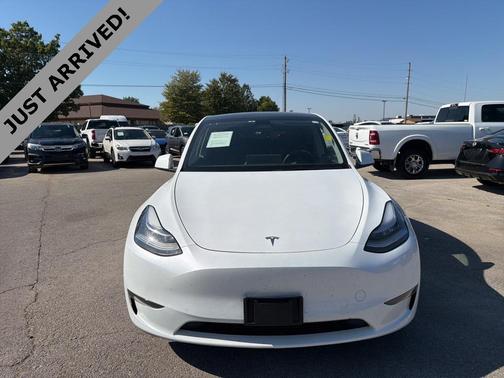 2023 Tesla Model Y Long Range Dual Motor All-Wheel Drive